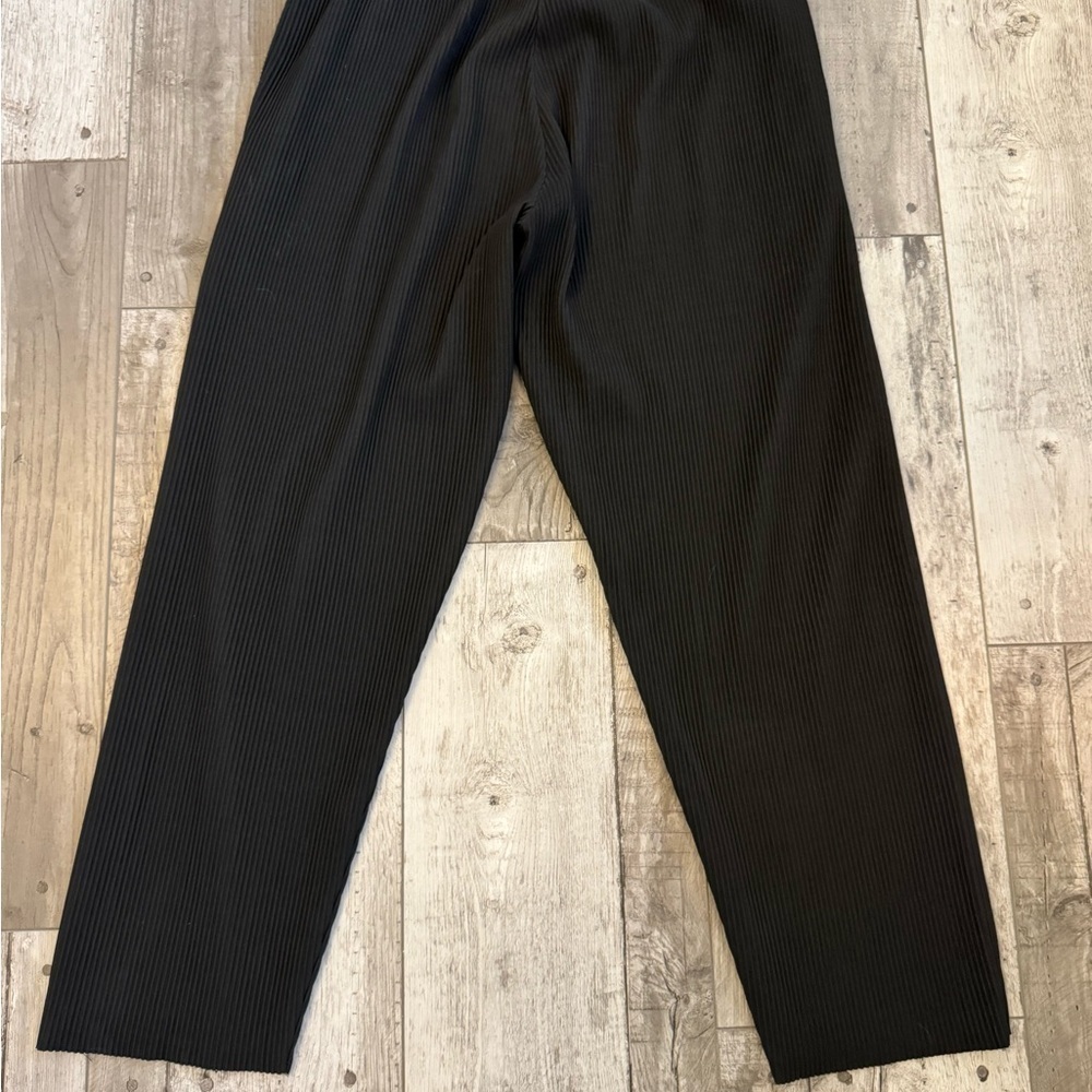 Zara High Rise Black Textured Ribbed Jogger Cropped Pant w/Pockets Womens Small - Picture 8 of 9